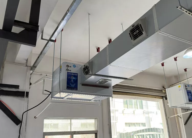 上吉注塑机车间案例