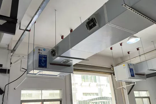 上吉注塑机车间案例