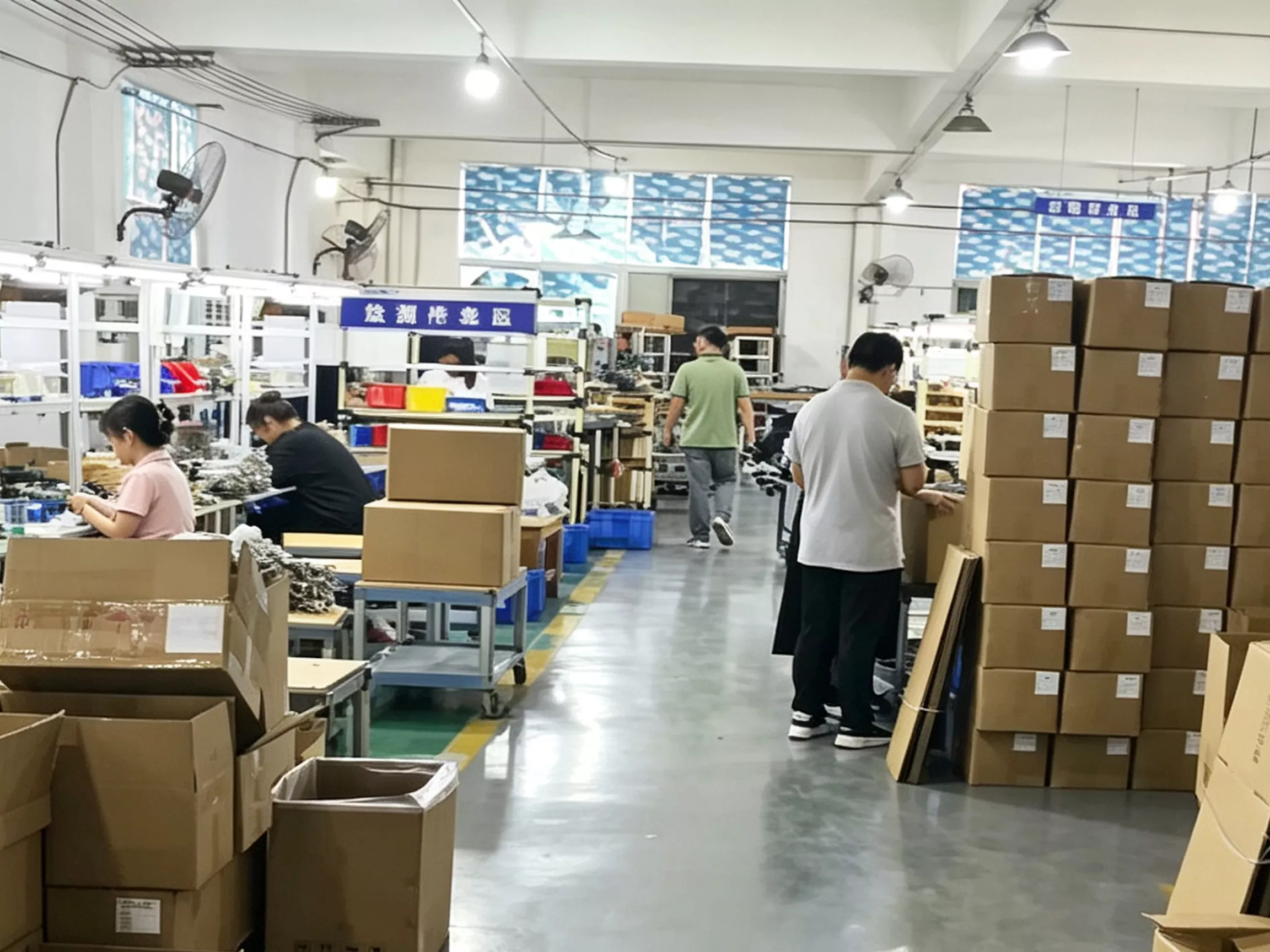 电子扎线车间立式